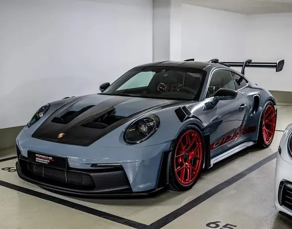 Porsche 911