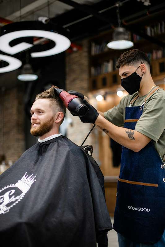 Styling pánského účesu